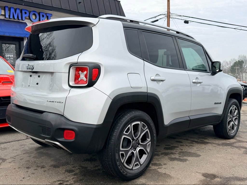 Used 2016 Jeep Renegade Limited image 3