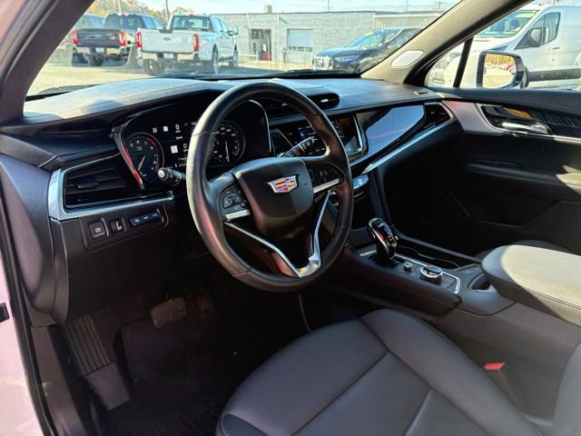 Used 2024 Cadillac XT6 Premium Luxury w/ Technology Package image 10
