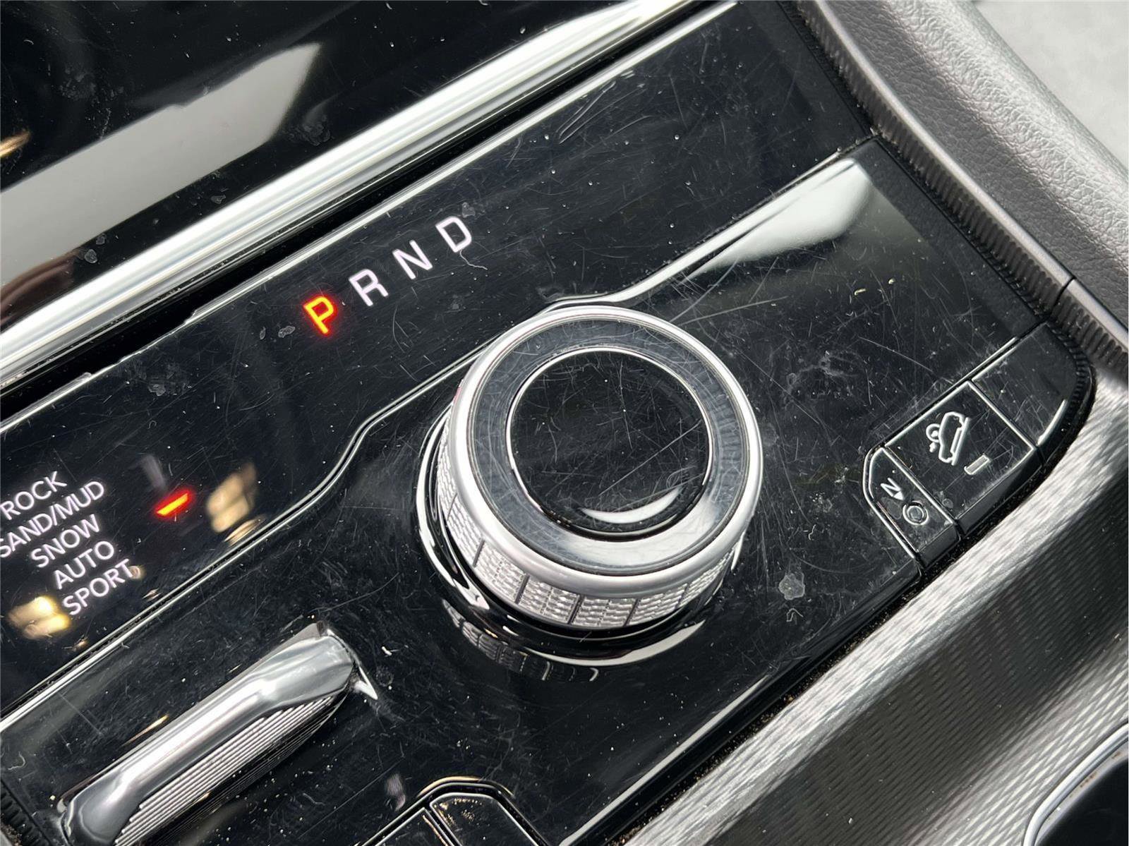 Used 2024 Jeep Grand Cherokee Limited 4xe image 32