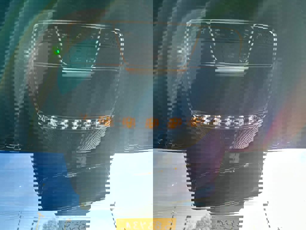 Used 2019 Mercedes-Benz S 560 4MATIC Sedan w/ Premium Package image 20