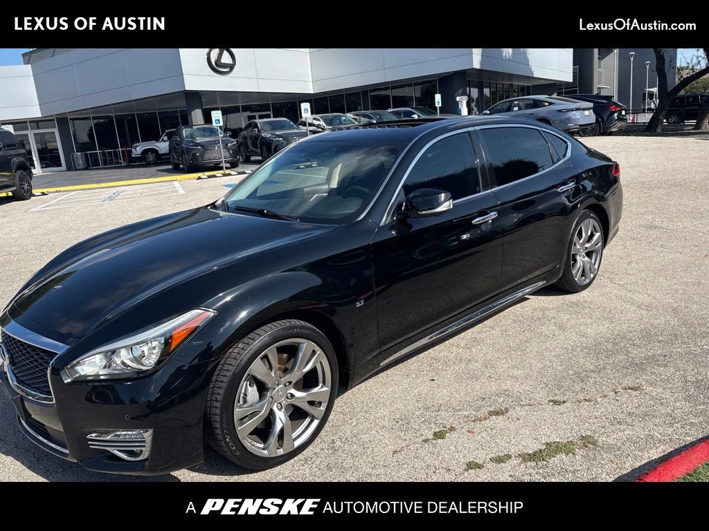 Used 2015 INFINITI Q70 L 3.7 w/ Technology Package