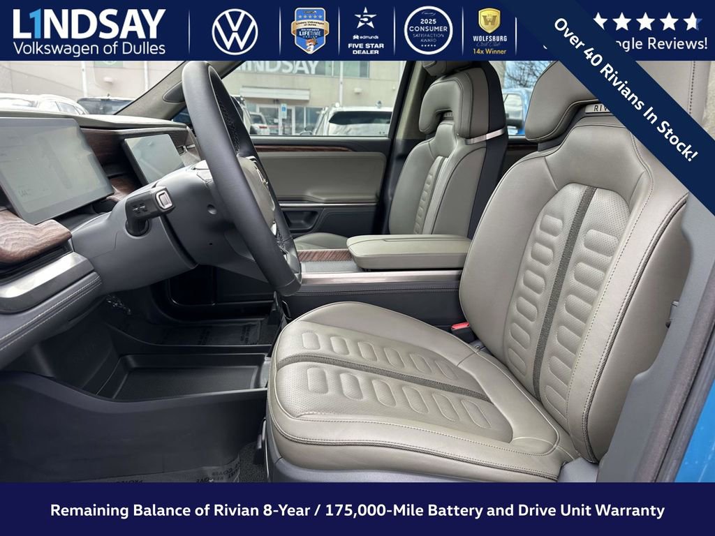 Used 2022 Rivian R1T Adventure image 11