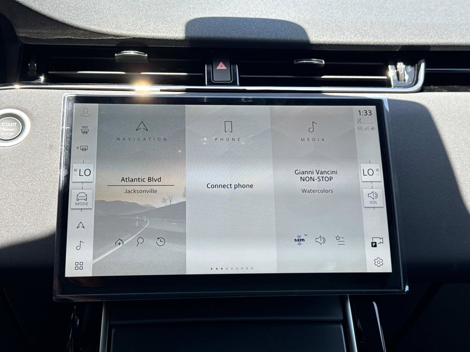 New 2026 Land Rover Range Rover Evoque S image 21