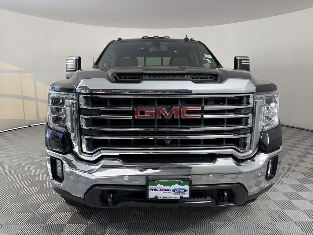 Used 2022 GMC Sierra 3500 SLT w/ SLT Premium Package image 2