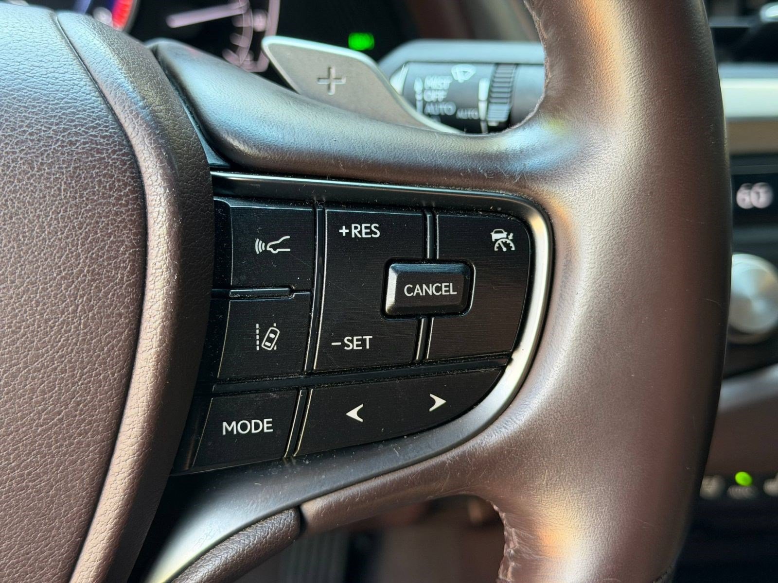 Certified 2021 Lexus ES 350 w/ Premium Package FWD image 30