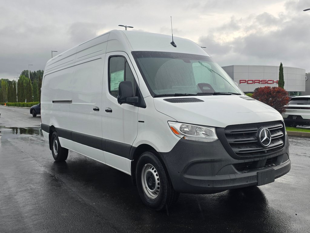 New 2025 Mercedes-Benz eSprinter 170 Cargo image 8