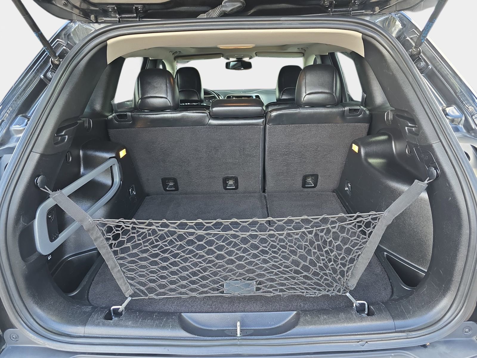 Used 2014 Jeep Cherokee Limited w/ Trailer Tow Group AWD/4WD image 14