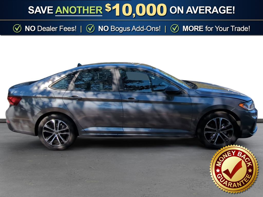Used 2025 Volkswagen Jetta Sport image 8