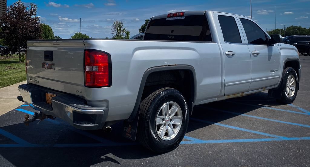Used 2015 GMC Sierra 1500 SLE w/ SLE Value Package AWD/4WD image 28