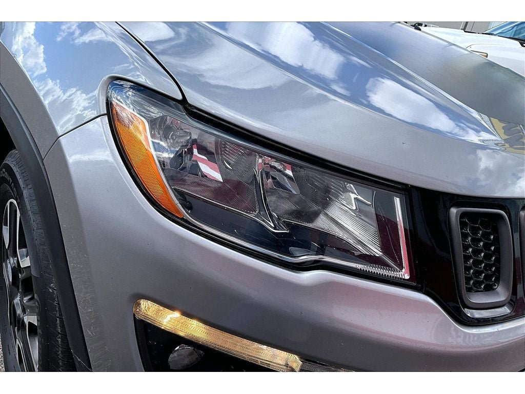 Used 2021 Jeep Compass Trailhawk AWD/4WD image 32