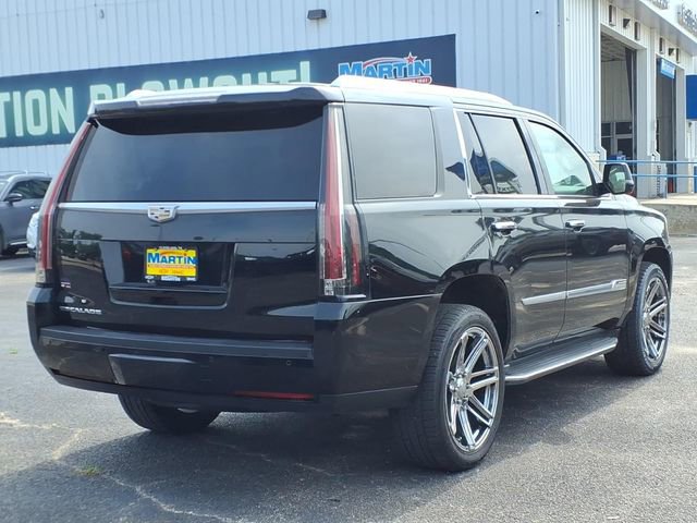Used 2015 Cadillac Escalade Luxury RWD image 5