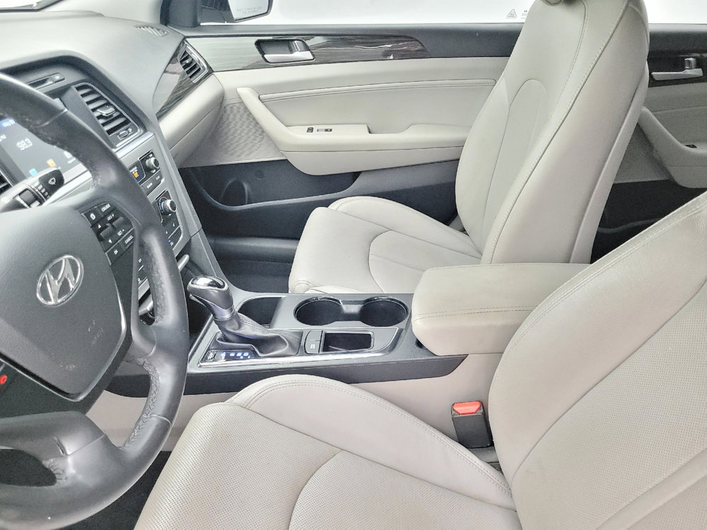Used 2017 Hyundai Sonata Limited image 17