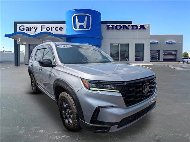 Certified 2025 Honda Pilot TrailSport