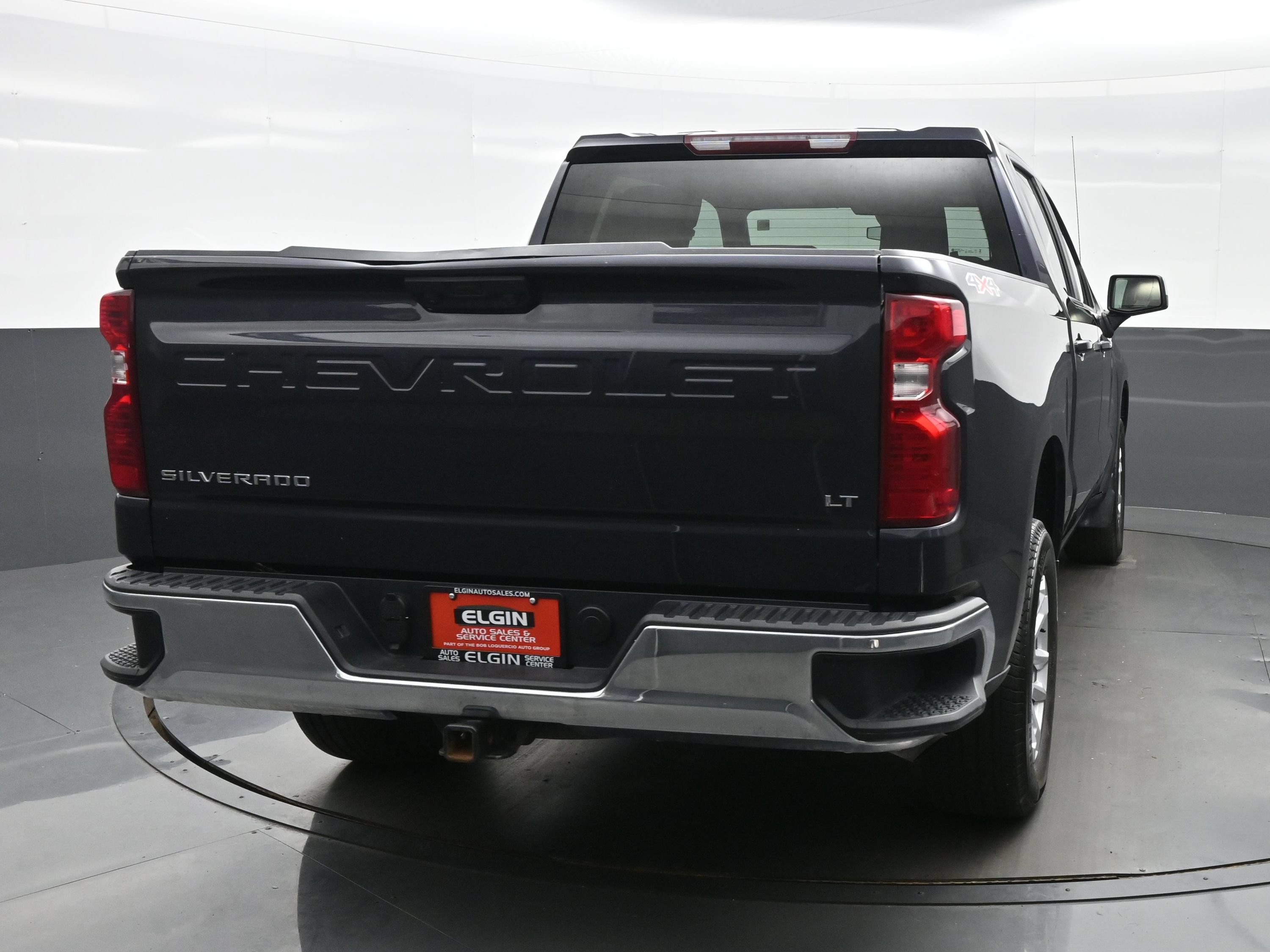 Used 2024 Chevrolet Silverado 1500 LT AWD/4WD image 5