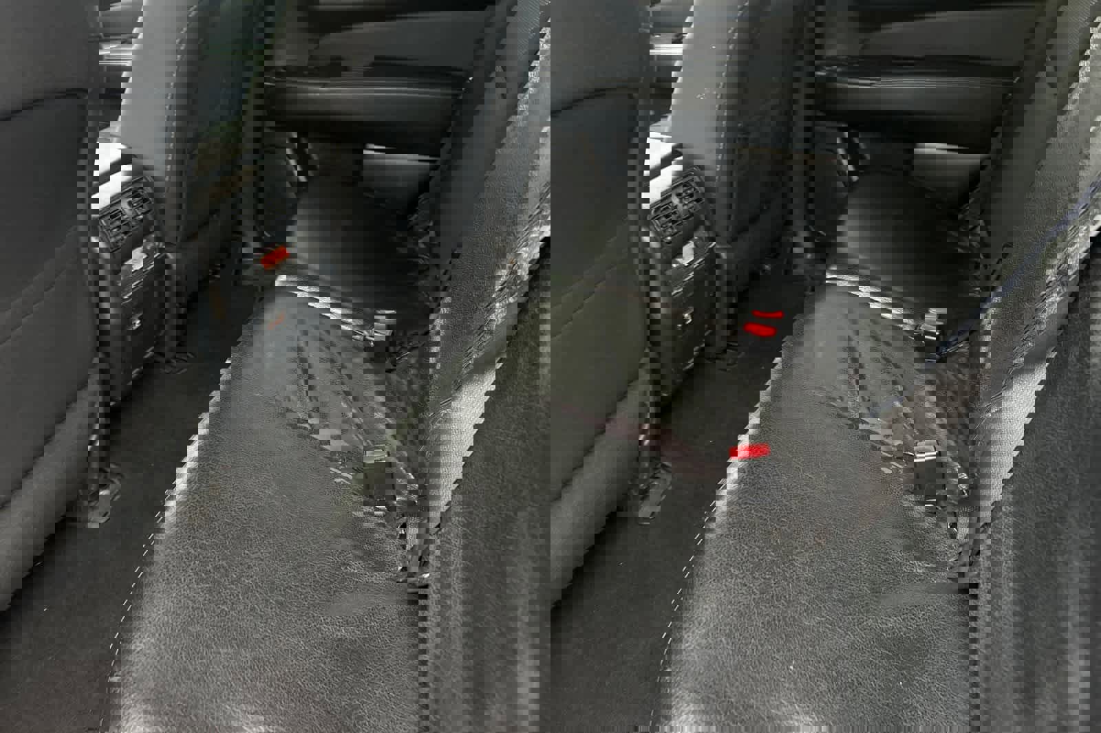 Used 2019 Nissan Pathfinder S image 5