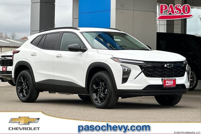 New 2026 Chevrolet Trax LT w/ Midnight Edition image 1