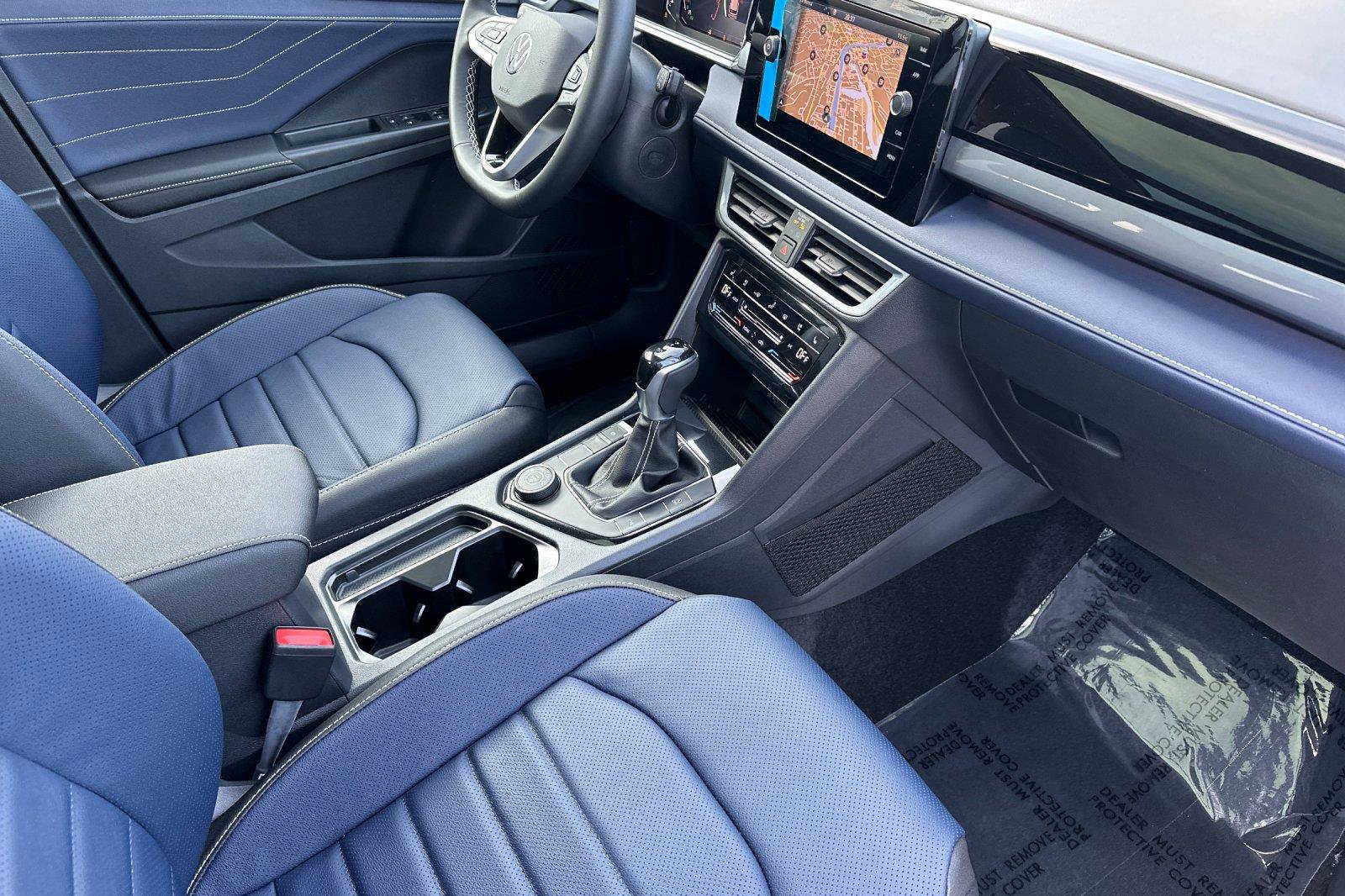 New 2026 Volkswagen Taos SEL image 15