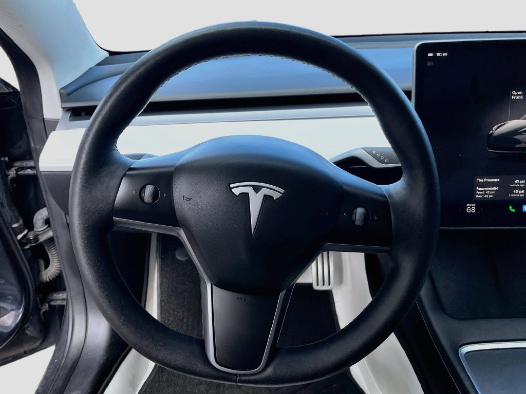 Used 2022 Tesla Model 3 Performance AWD/4WD image 10