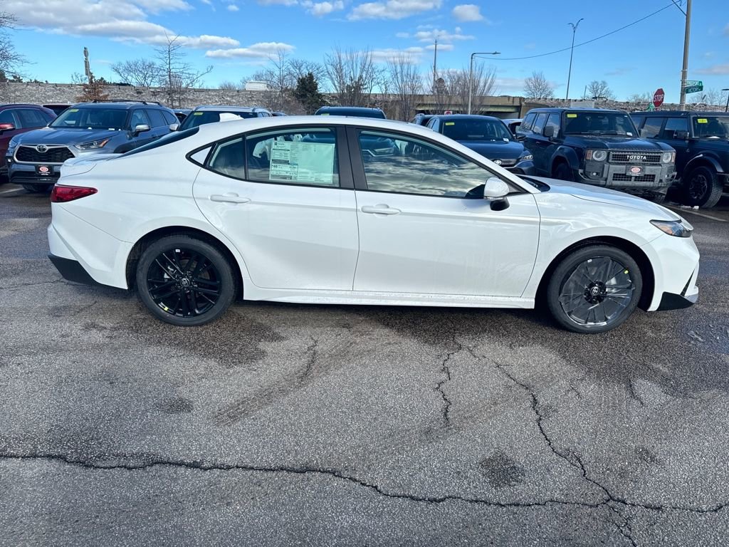New 2026 Toyota Camry SE image 8