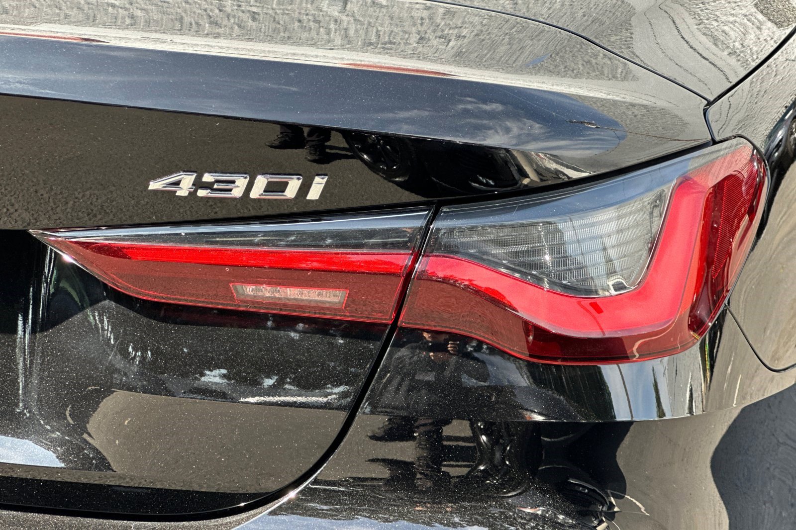 Used 2022 BMW 430i Convertible w/ Convenience Package image 14