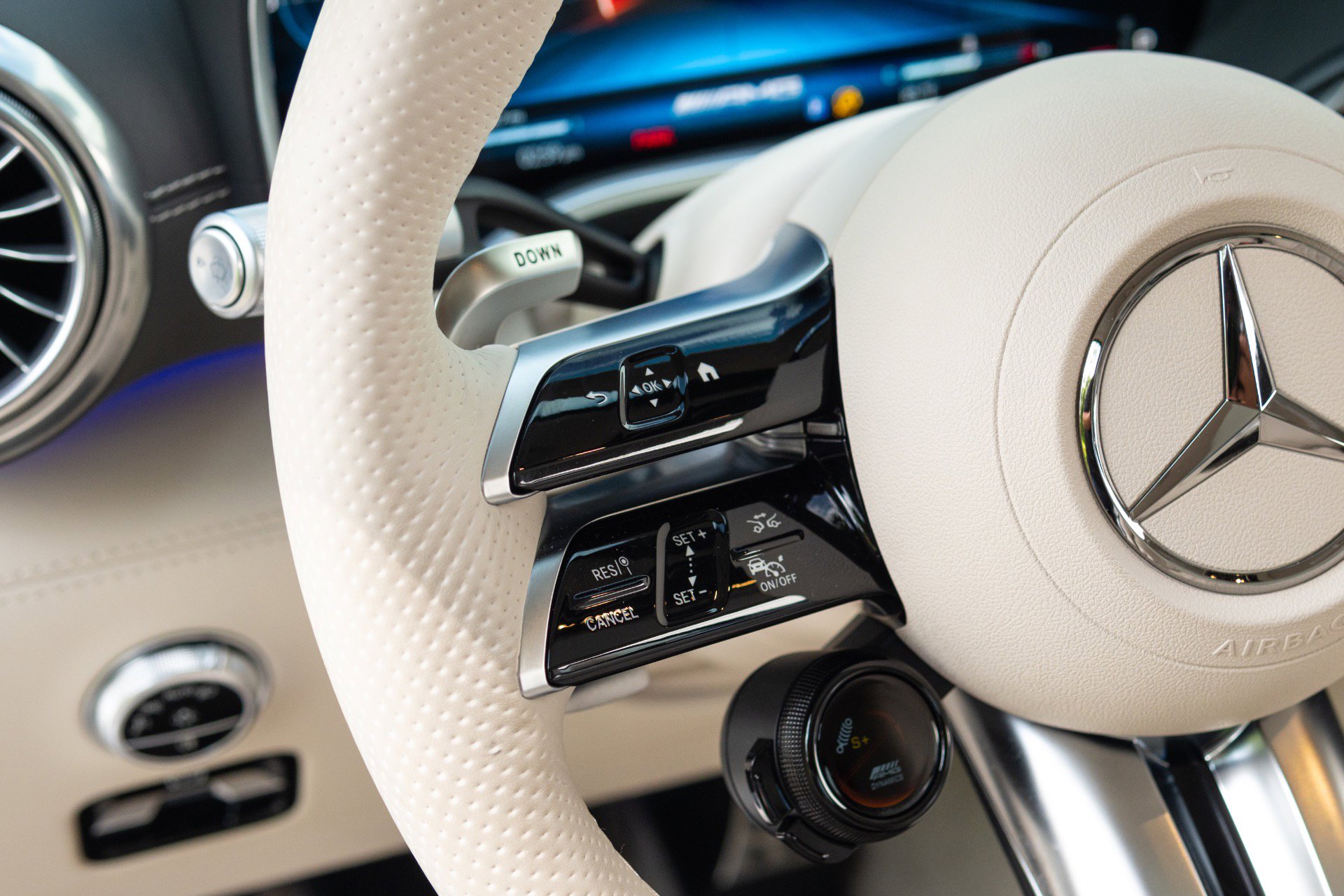 Used 2025 Mercedes-Benz AMG GT 63 image 39