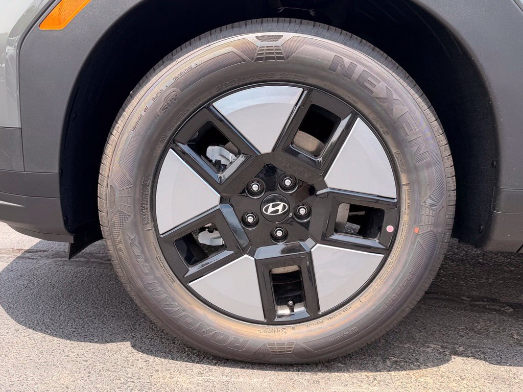 New 2027 Hyundai Santa Fe SEL FWD image 32