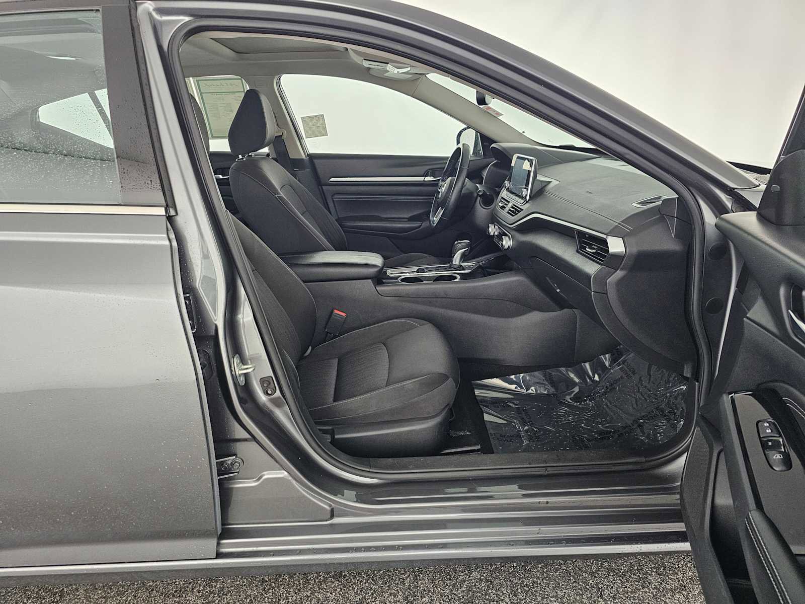 Used 2020 Nissan Altima 2.5 SV image 10