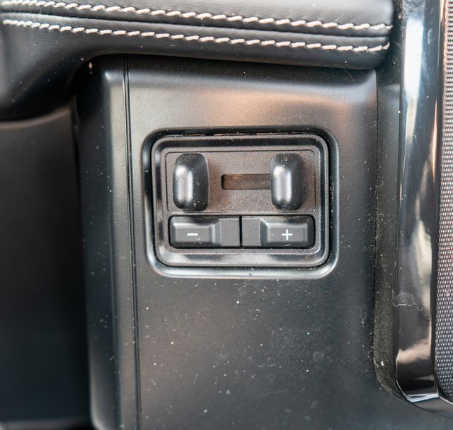 Used 2024 Ford F150 Lightning Platinum image 33