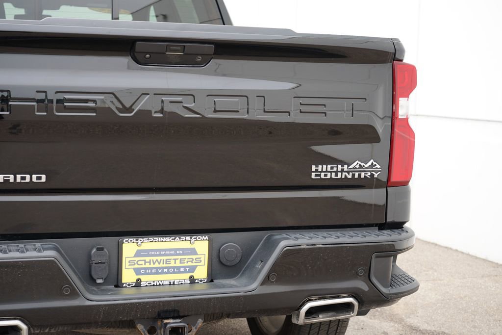 Used 2022 Chevrolet Silverado 1500 High Country image 10