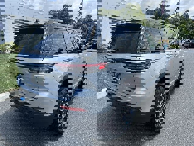 Used 2023 Jeep Grand Cherokee Trailhawk w/ Advanced Protech Group II image 8