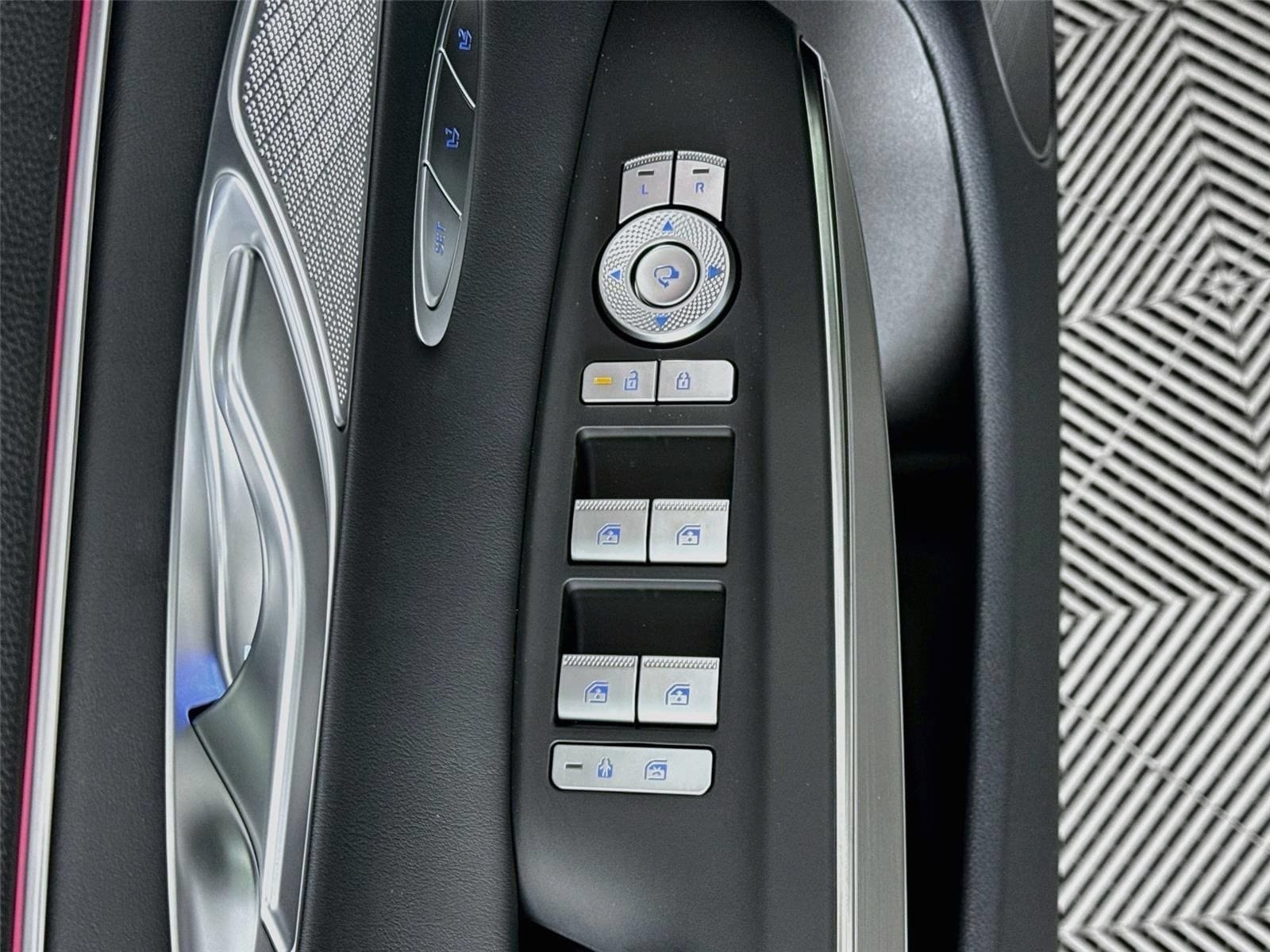 New 2027 Genesis GV70 2.5T Select AWD/4WD image 20