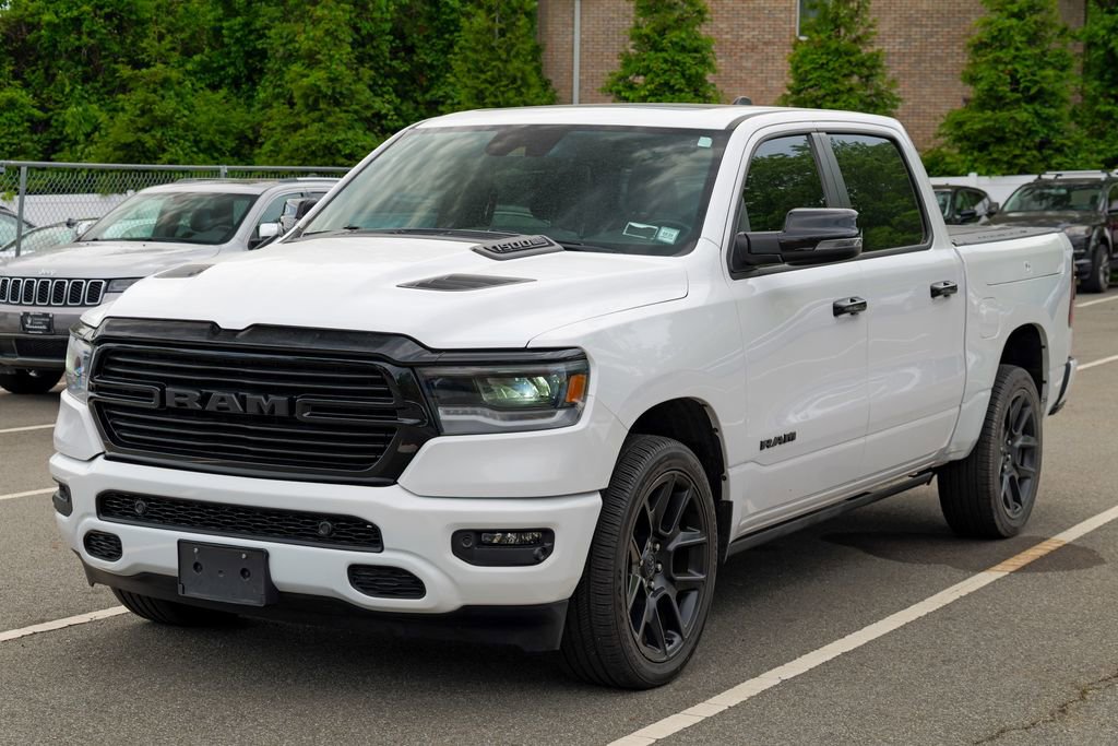 Used 2023 RAM 1500 Laramie AWD/4WD image 3