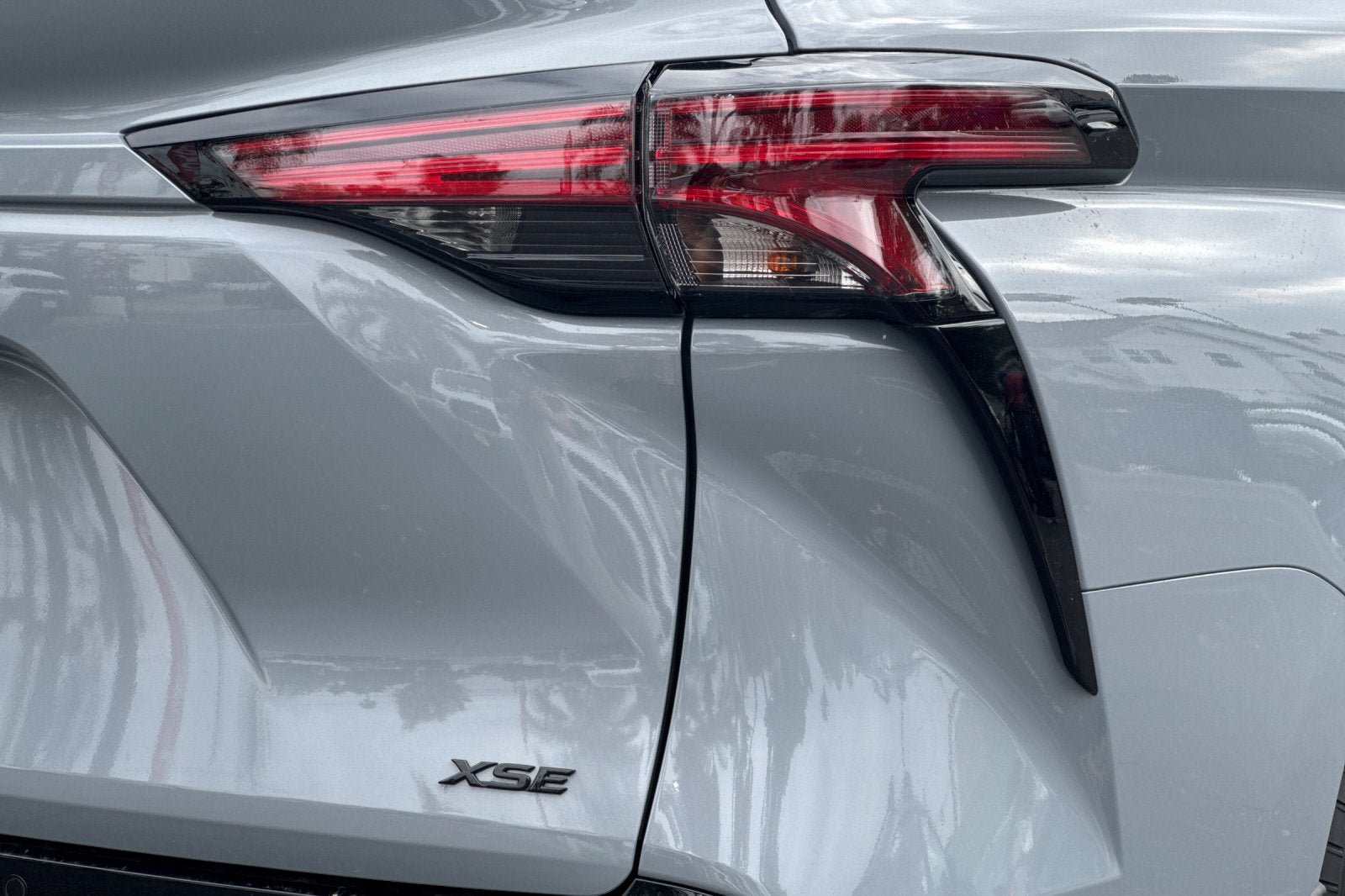 New 2026 Toyota Sienna XSE FWD image 33