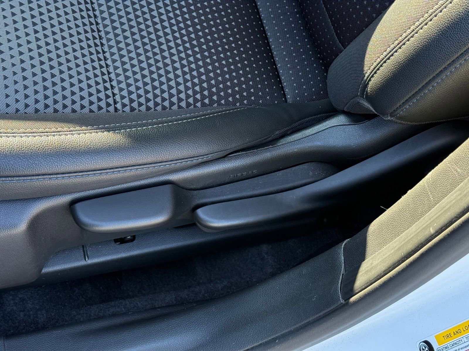 Used 2025 Chevrolet Trax LT image 22