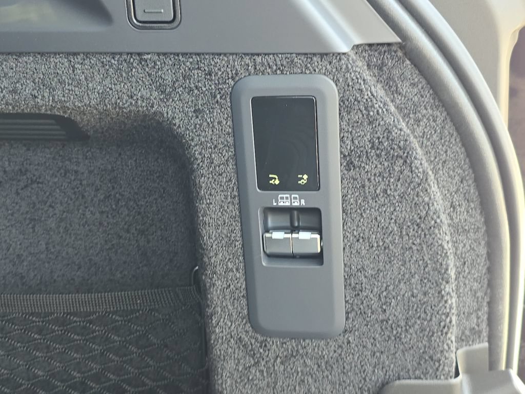 New 2026 Land Rover Range Rover SE AWD/4WD image 14
