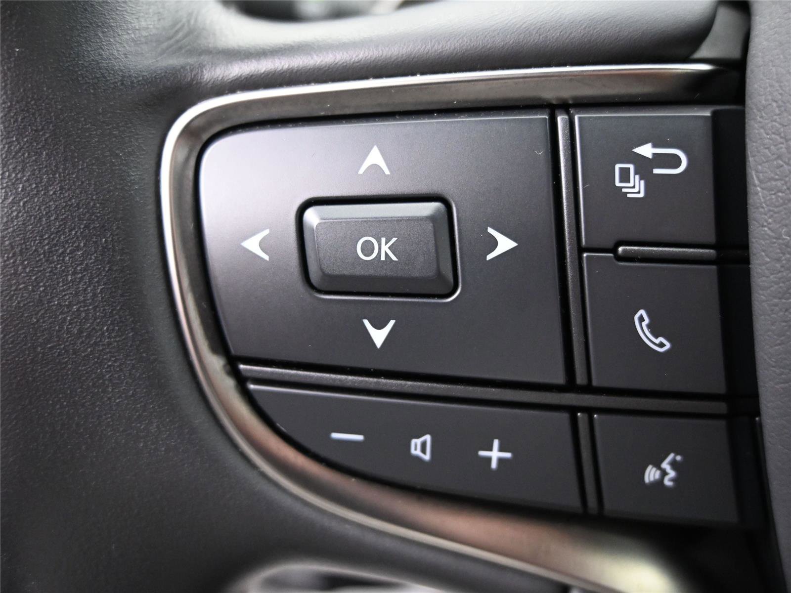 Used 2022 Lexus LS 500 image 6