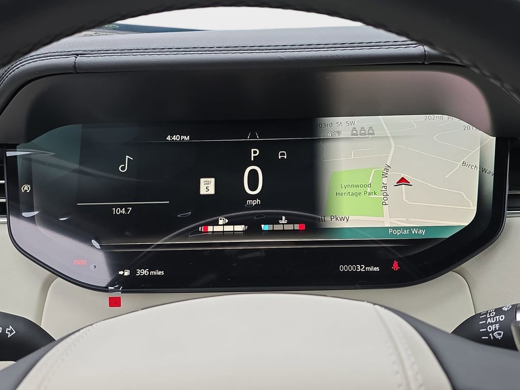 New 2026 Land Rover Range Rover SE image 19