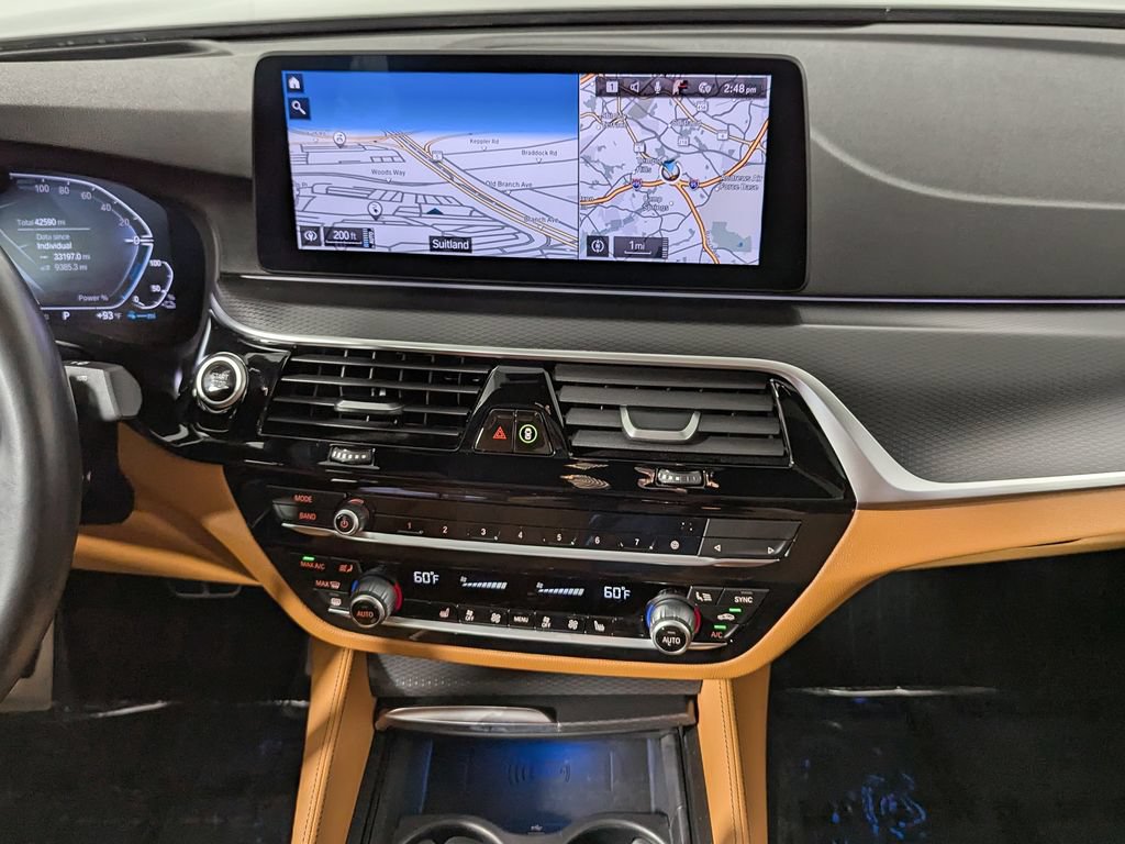 Used 2022 BMW 530e xDrive w/ Premium Package AWD/4WD image 38