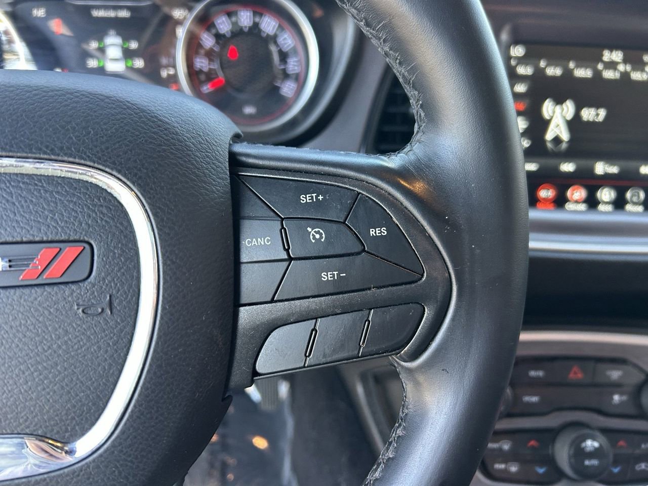 Used 2019 Dodge Challenger SXT image 28