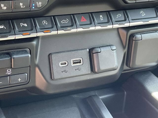 Used 2020 GMC Sierra 1500 AT4 w/ AT4 Premium Package AWD/4WD image 16
