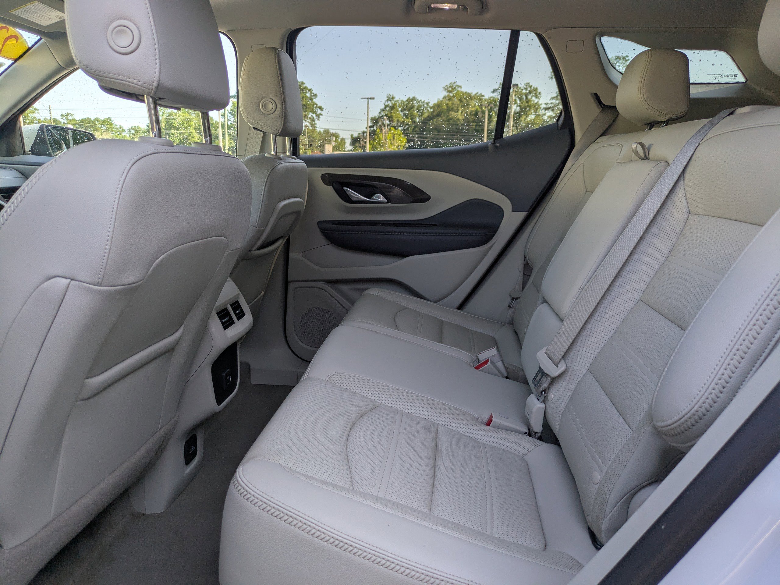 Used 2023 GMC Terrain Denali image 15