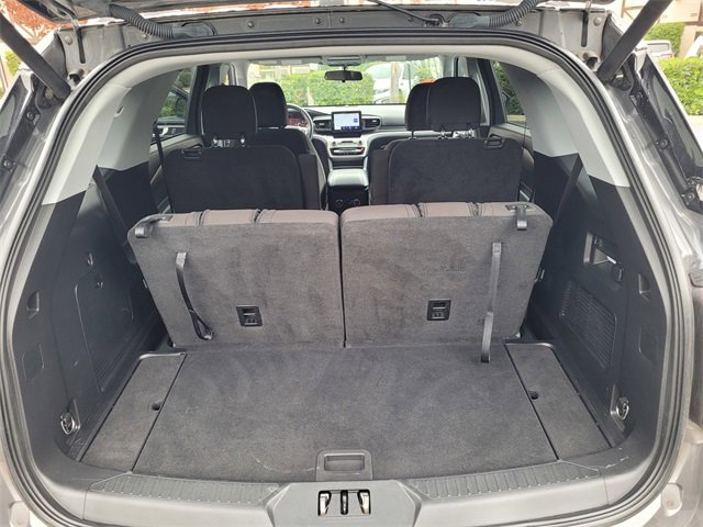 Used 2022 Ford Explorer XLT image 28