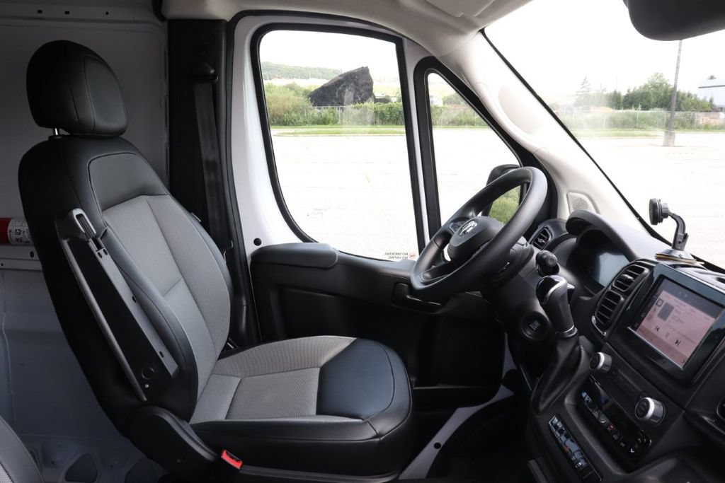 Used 2023 RAM ProMaster 3500 FWD image 11