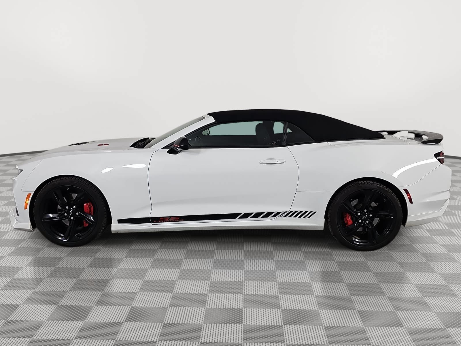 Used 2022 Chevrolet Camaro SS w/ LPO, Ground Effects Package RWD image 5