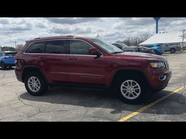 Used 2020 Jeep Grand Cherokee Laredo AWD/4WD image 25