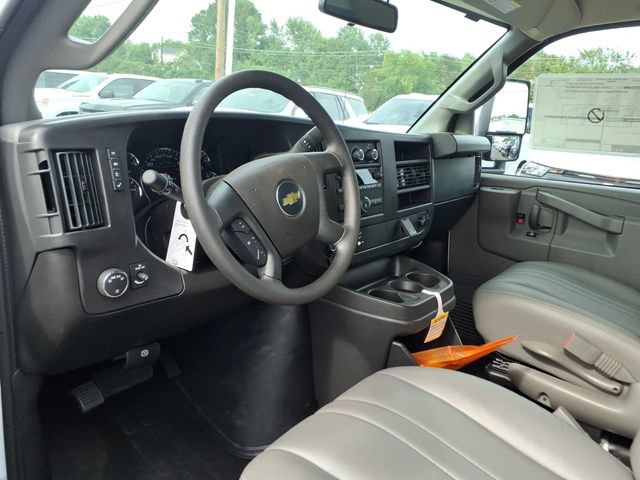 New 2026 Chevrolet Express 3500 w/ Power Convenience Package RWD image 13