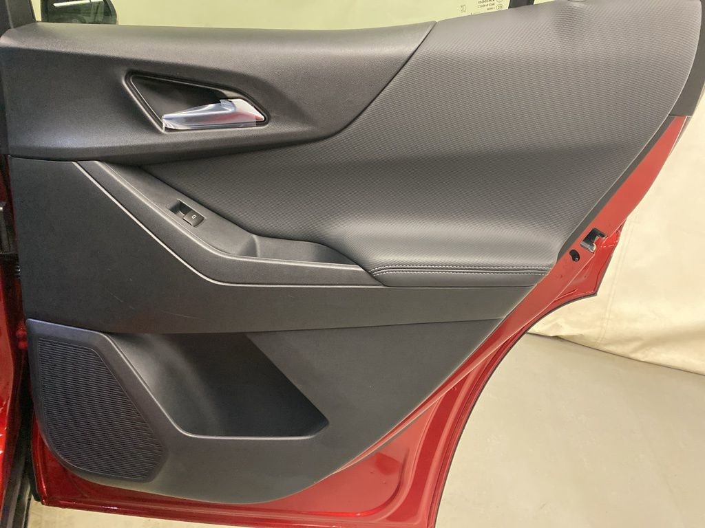 New 2026 Chevrolet Equinox LT w/ Safety and Technology Package FWD image 13