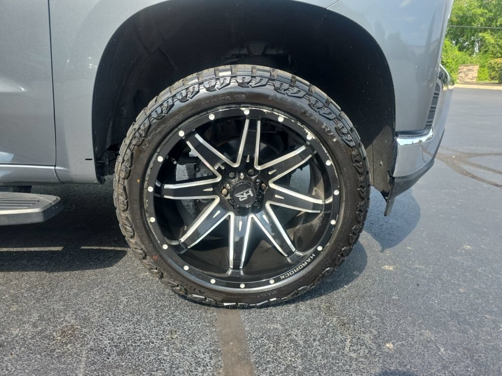 Used 2019 Chevrolet Silverado 1500 LT w/ All-Star Edition AWD/4WD image 8