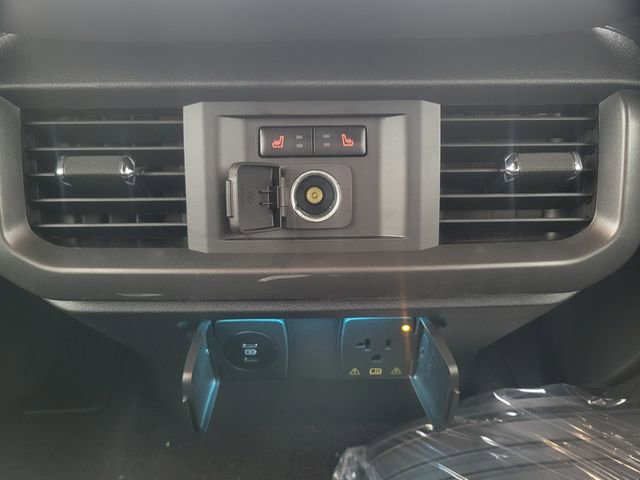 New 2025 Ford F150 Lariat w/ Equipment Group 502A High image 14