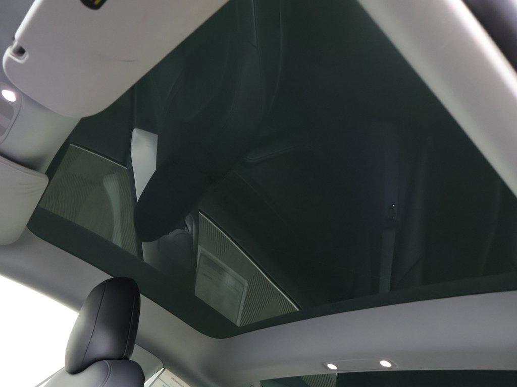 Used 2023 Tesla Model 3 Long Range image 19